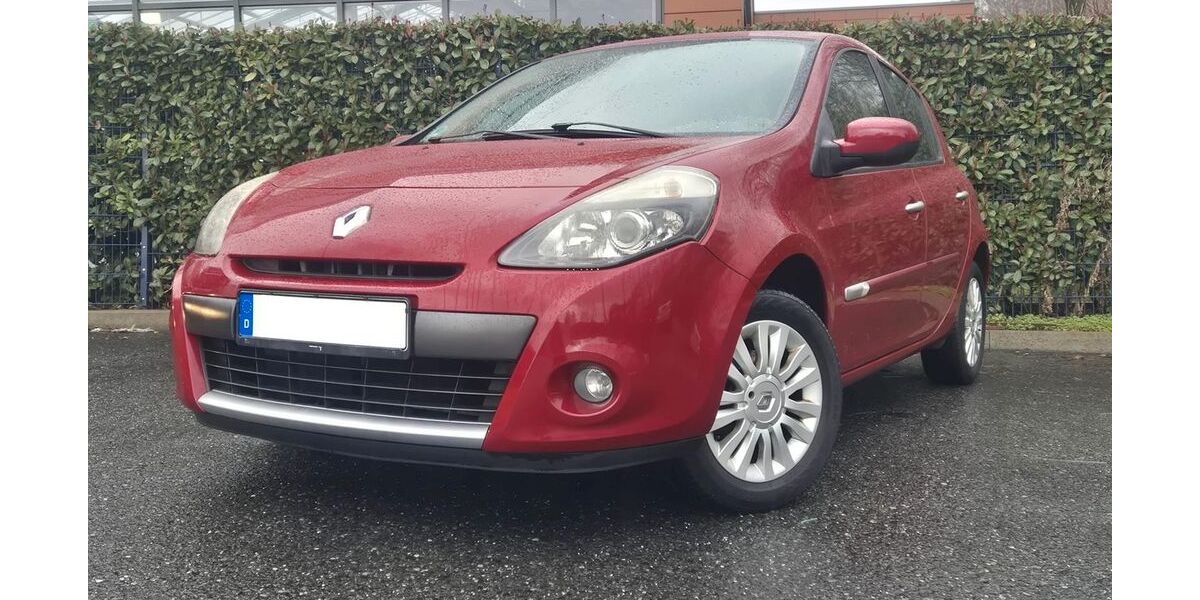 Renault Clio 161.000 km 2.590 &euro; Dortmund 44139