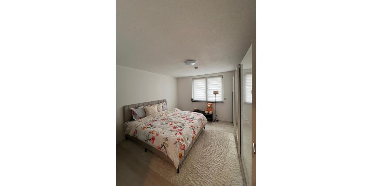 Erdgeschoßwohnung Ditzingen - 3 Zimmer, 80 m&sup2;, 1.100&euro; | Angebot:24814673