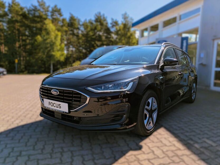 Ford Focus 54.560 km 18.989 € Rotenburg 27356