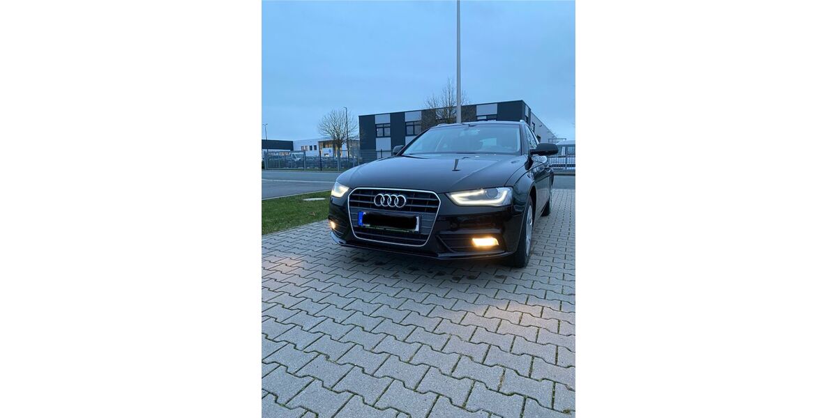 Audi A4 271.000 km 6.600 &euro; Lübbecke 32312