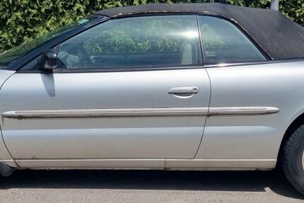 Chrysler Sebring 199.808 km 550 &euro; München 81825