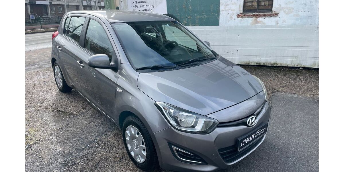 Hyundai i20 126.390 km 5.450 &euro; Bielefeld 33617