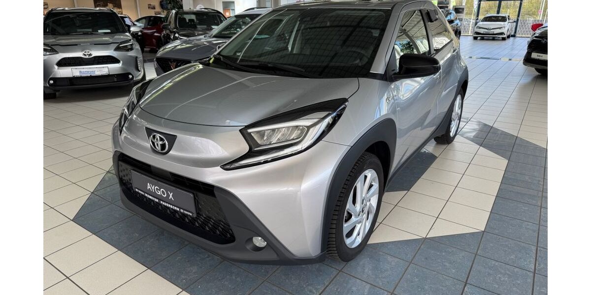 Toyota Aygo (X) 40.000 km 13.990 &euro; Paderborn 33104