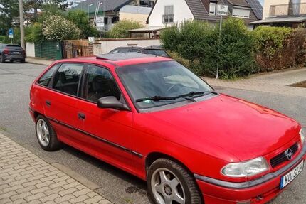 Opel Astra 132.000 km 2.300 € Koblenz 56077