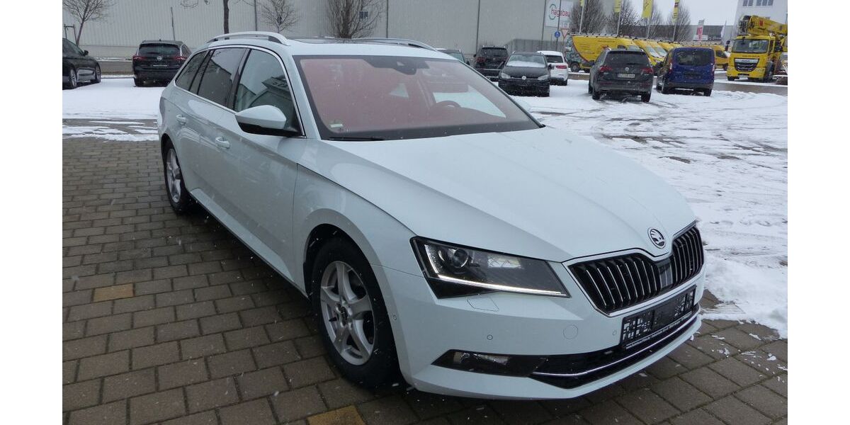 Skoda Superb 184.545 km 12.800 &euro; Burgau 89331