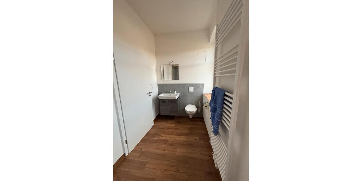Etagenwohnung Pulsnitz - 4 Zimmer, 120 m&sup2;, 900&euro; | Angebot:24640705