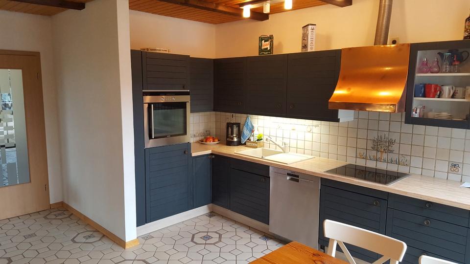 Erdgeschoßwohnung Mittelangeln - 6 Zimmer, 250 m&sup2;, 1.400&euro; | Angebot:26213167