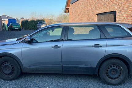 Peugeot 5008 115.000 km 15.990 &euro; Waldfeucht 52525