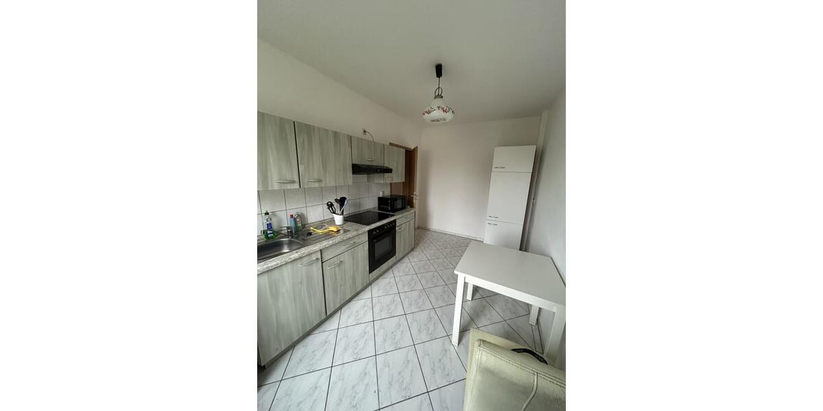 Etagenwohnung Mittweida - 1 Zimmer, 37 m&sup2;, 295&euro; | Angebot:25418302