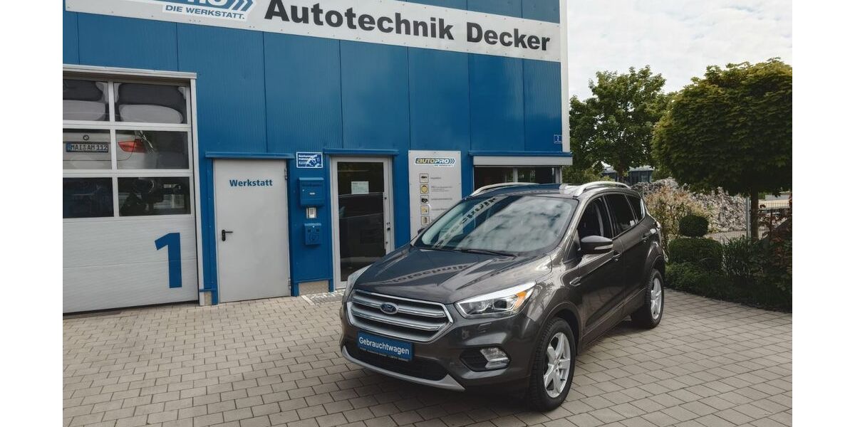 Ford Kuga 167.000 km 10.900 &euro; Mainburg 84048