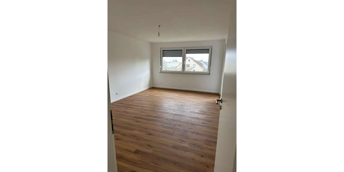 Etagenwohnung Laichingen - 3.5 Zimmer, 89 m&sup2;, 249.000&euro; | Angebot:25774170