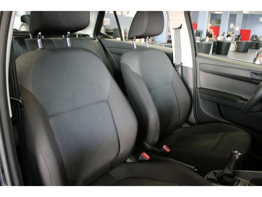 Skoda Fabia 1.0 MPI Cool Edition 66.971 km 8.980 € Euskirchen 53881