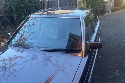 Mercedes-Benz 190 159.000 km 5.950 &euro; Bielefeld 33602