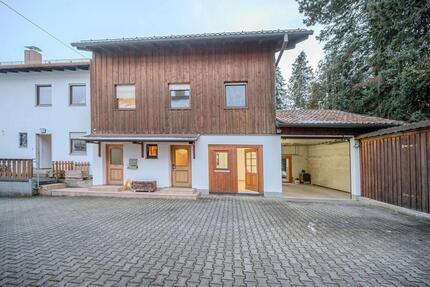 Haus Oberhaching Deisenhofen - 4 Zimmer, 195 m&sup2;, 2.990&euro; | Angebot:25268910