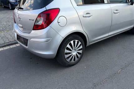 Opel Corsa 402.550 km 700 &euro; Elz 65604