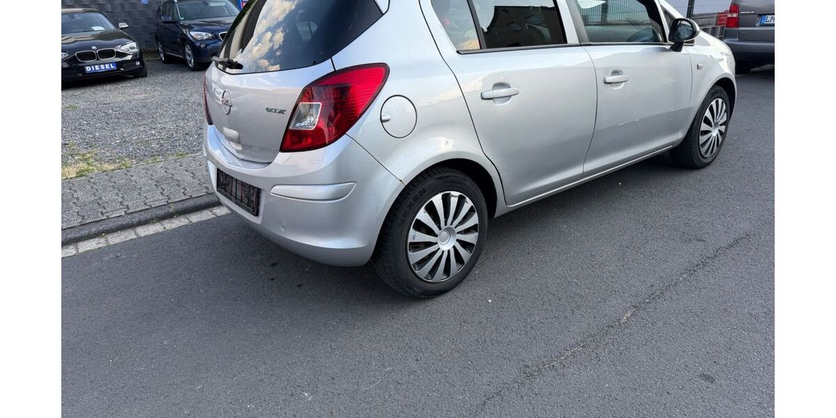 Opel Corsa 402.550 km 700 &euro; Elz 65604