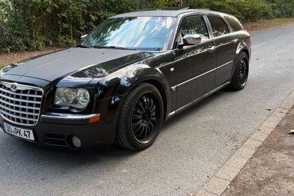 Chrysler 300C 206.000 km 4.000 &euro; Dortmund 44141