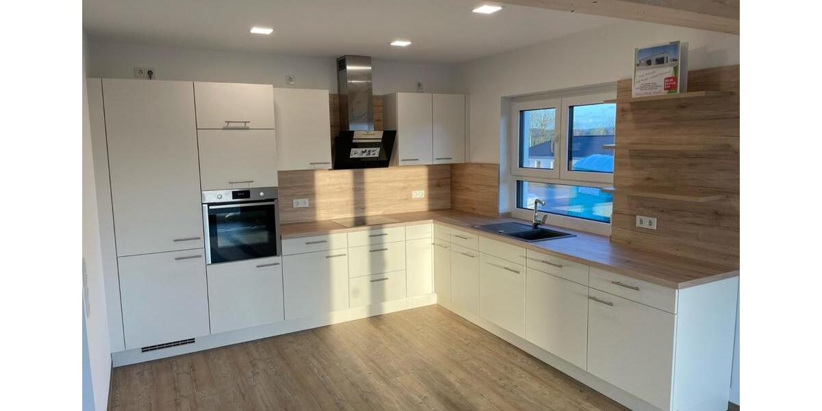 Doppelhaushälfte Hohenroth - 4.5 Zimmer, 122 m&sup2;, 1.195&euro; | Angebot:24631592