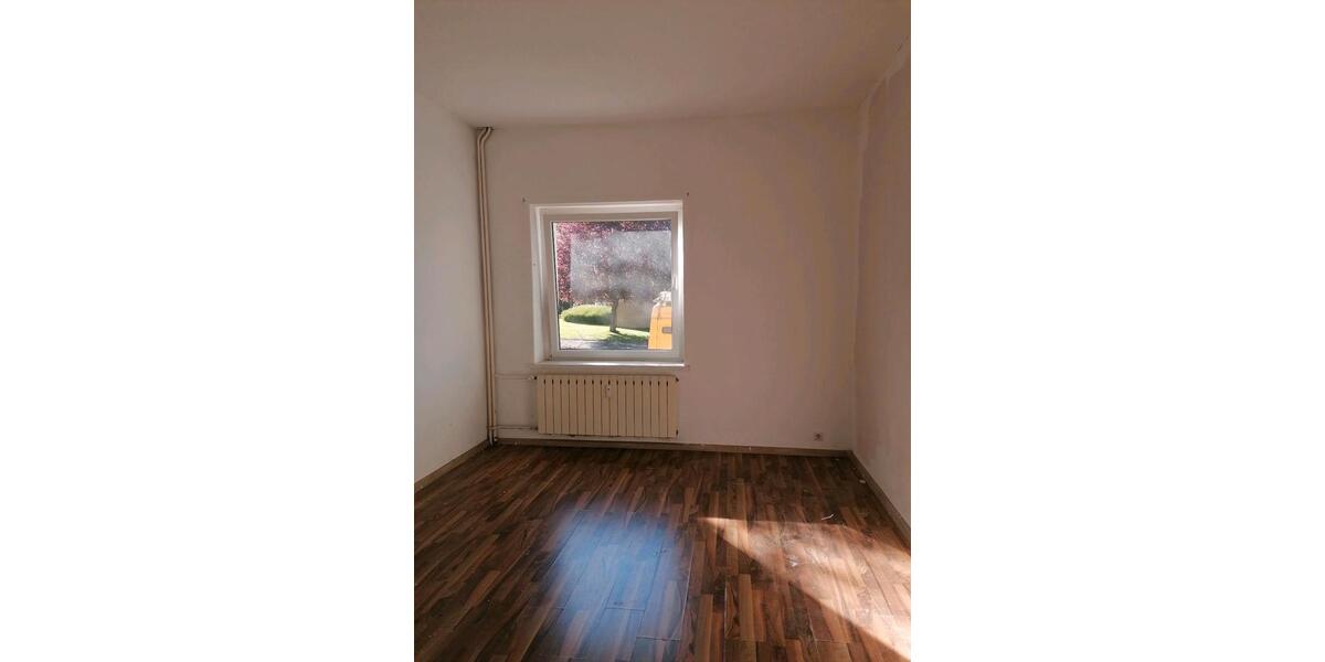 Erdgeschoßwohnung Löhne - 4 Zimmer, 86 m&sup2;, 902&euro; | Angebot:26400906