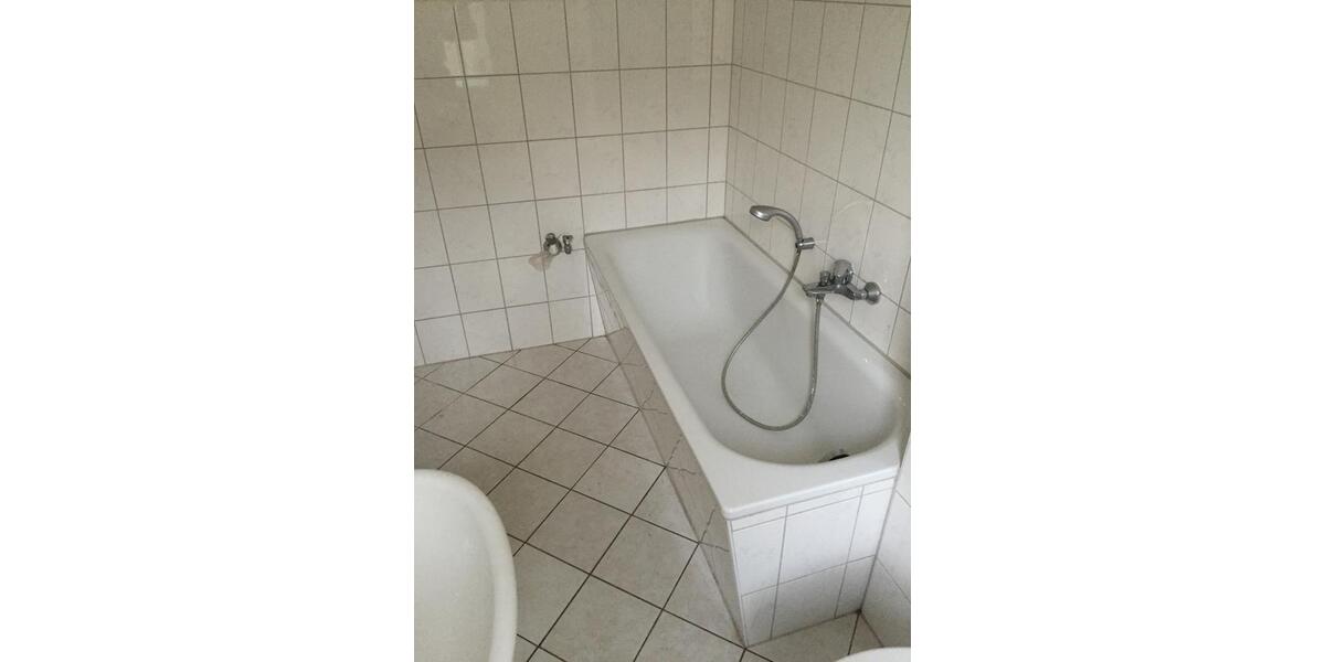 Etagenwohnung Lauchhammer - 2 Zimmer, 43 m&sup2;, 265&euro; | Angebot:26417137