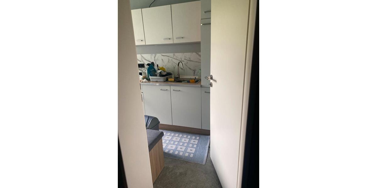 Mietkauf möglich Sanierte 1,5 Zimmer Wohnung mit pkw stellplatz 1 zimmer