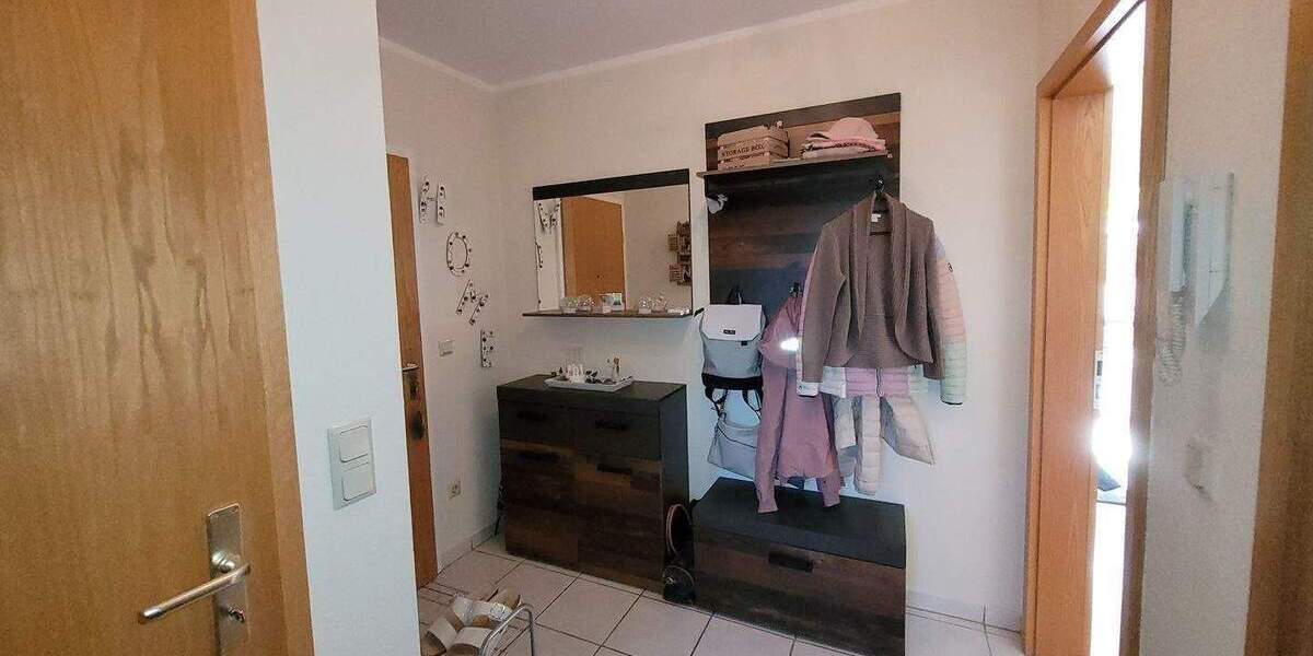 ***RESERVIERT*** Gepflegte, vermietete ETW mit Terrasse in Heringen 2 zimmer