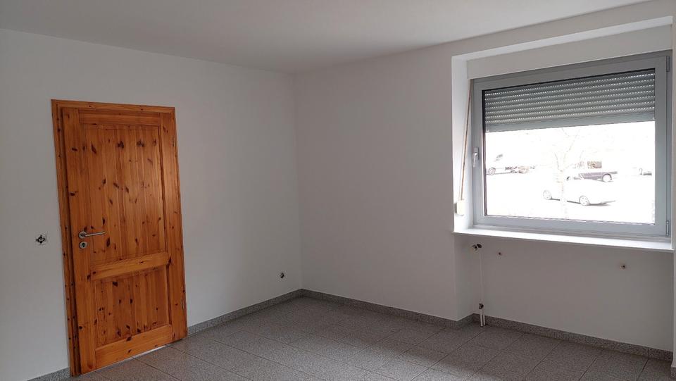 Etagenwohnung Eppelborn - 2 Zimmer, 80 m&sup2;, 650&euro; | Angebot:26295592