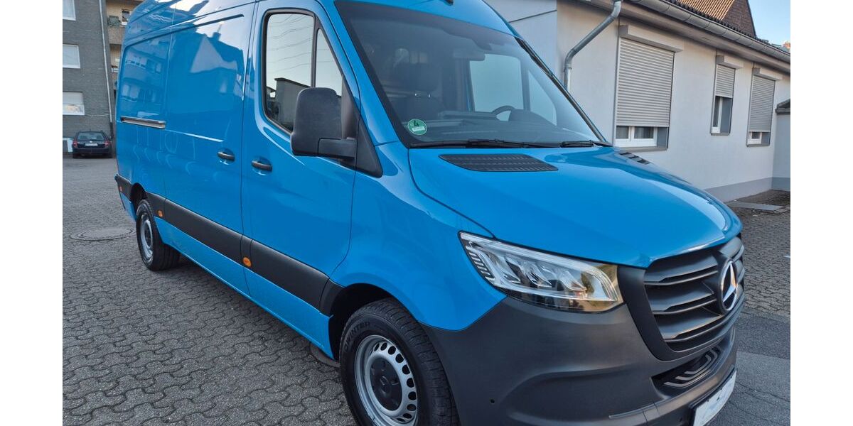 Mercedes-Benz Sprinter 200.000 km 25.500 &euro; Düsseldorf 40591