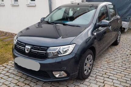Dacia Sandero 234.000 km 4.200 &euro; Parsberg 92331