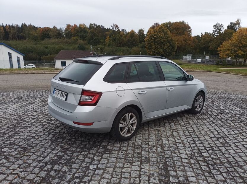 Skoda Fabia 39.000 km 14.400 € Emmingen-Liptingen 78576
