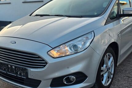 Ford S-Max 193.000 km 7.499 &euro; Hainburg 63512