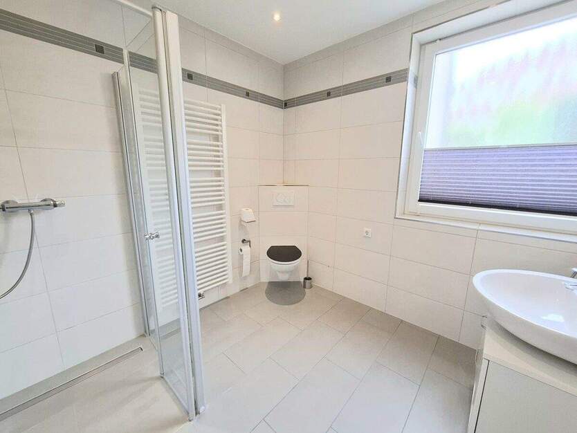 Recklinghausen-Ost! Seniorenfreundliche Erdgeschosswohnung mit eigener Terrasse und modernem Bad! 2 zimmer