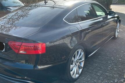 Audi A5 136.000 km 16.999 &euro; Bad Salzuflen 32108