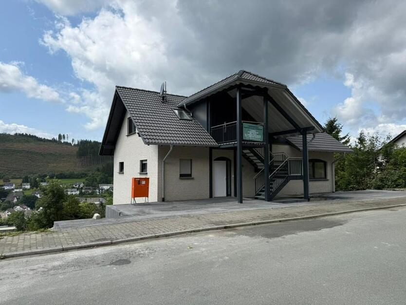 kernsanierte 3Z-Wohnung in Winterberg-Niedersfeld mit EBK