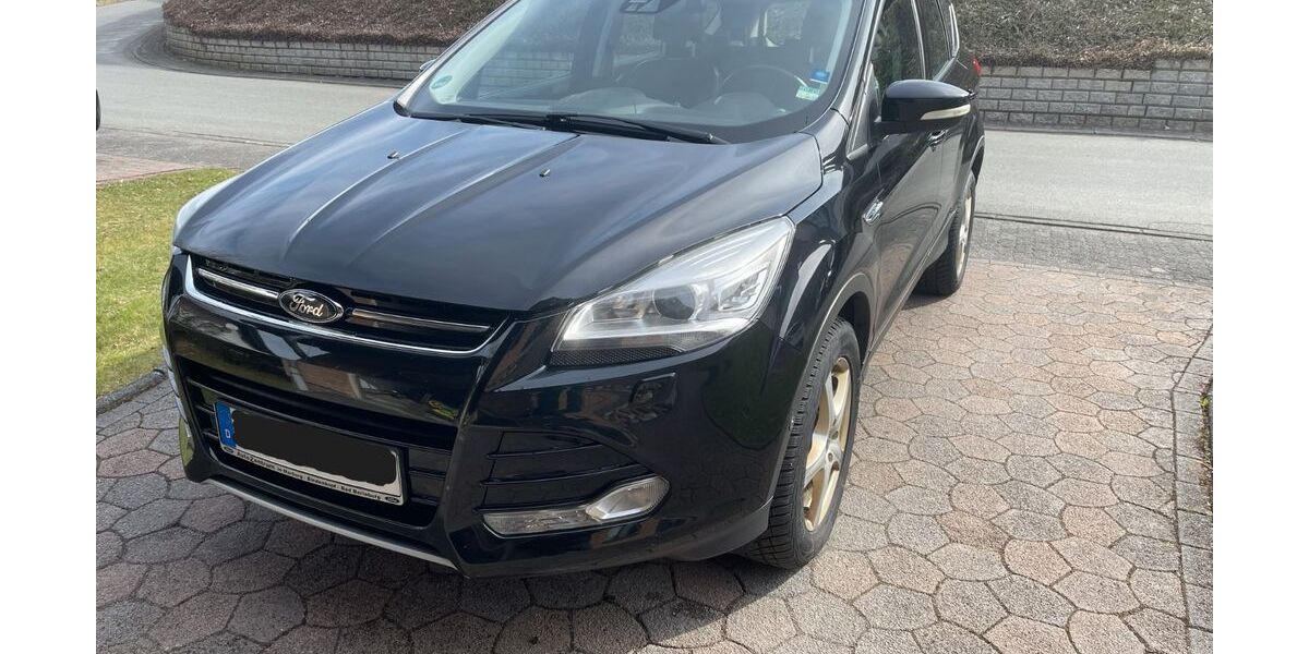 Ford Kuga 183.139 km 9.500 &euro; Bad Berleburg-Wemlighausen 57319