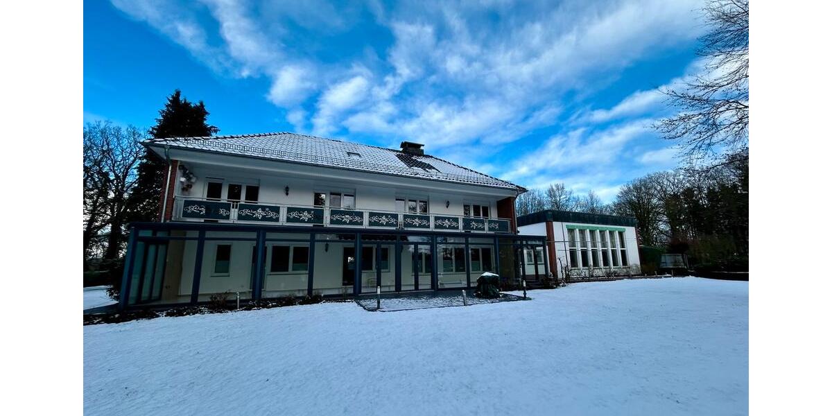 Einfamilienhaus Essen (Oldenburg) - 9 Zimmer, 437 m&sup2;, 770.000&euro; | Angebot:24374795