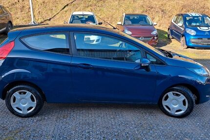 Ford Fiesta 200.000 km 1.999 € Uhlstädt-Kirchhasel 07407