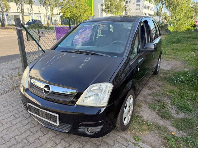 Opel Meriva 74.200 km 1.490 € Berlin 12277