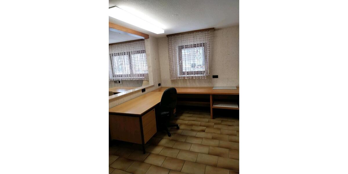 Gewerbeobjekt Gingen an der Fils - 300&euro; | Angebot:24365484