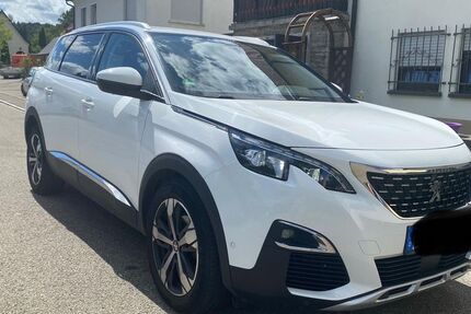 Peugeot 5008 110.000 km 19.800 € Albstadt 72461