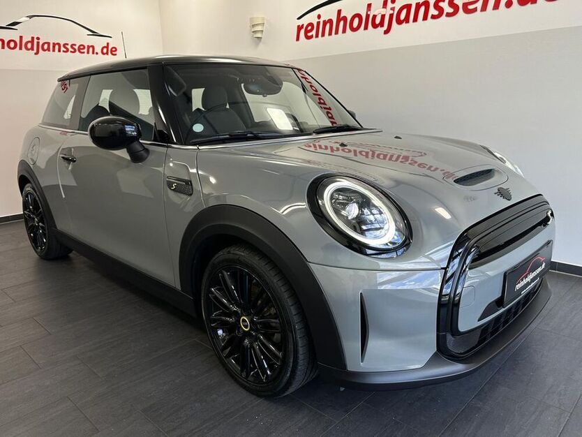 Cooper SE