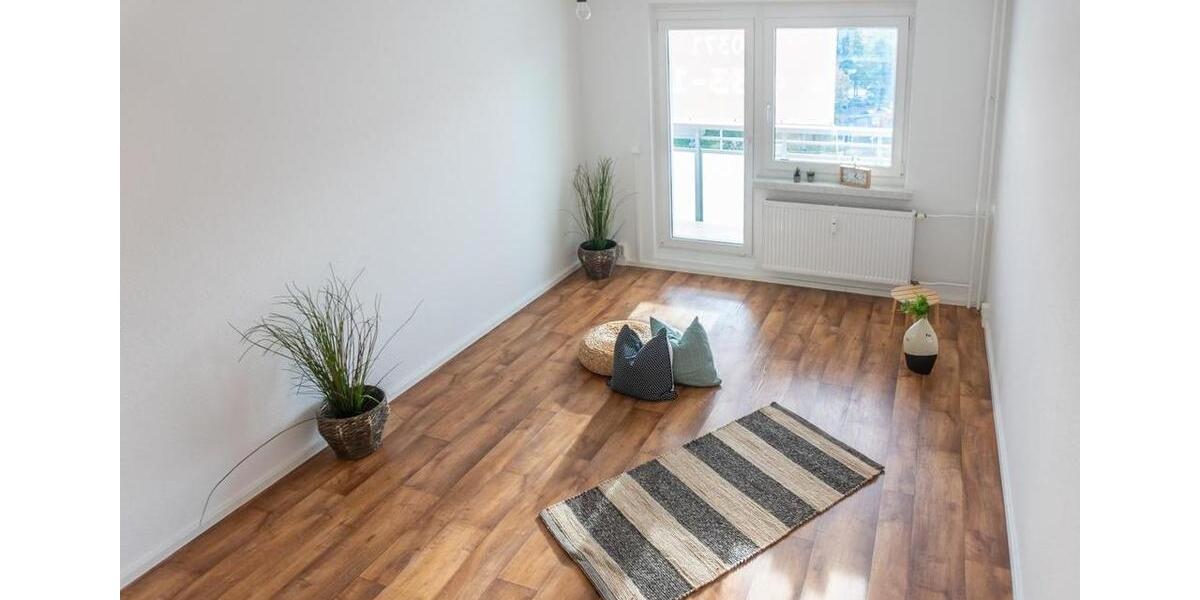 Etagenwohnung Chemnitz Klaffenbach - 4 Zimmer, 90 m&sup2;, 450&euro; | Angebot:26682545