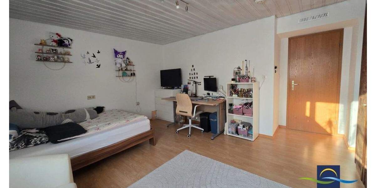 Etagenwohnung Villingen-Schwenningen Schwenningen - 4 Zimmer, 94 m&sup2;, 175.000&euro; | Angebot:26053233