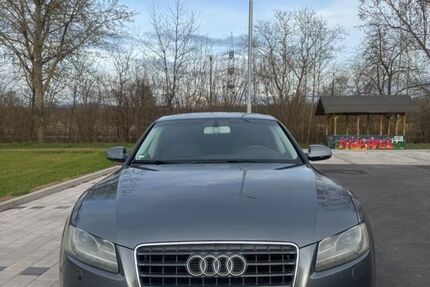 Audi A5 193.000 km 7.700 € Freiburg 79111