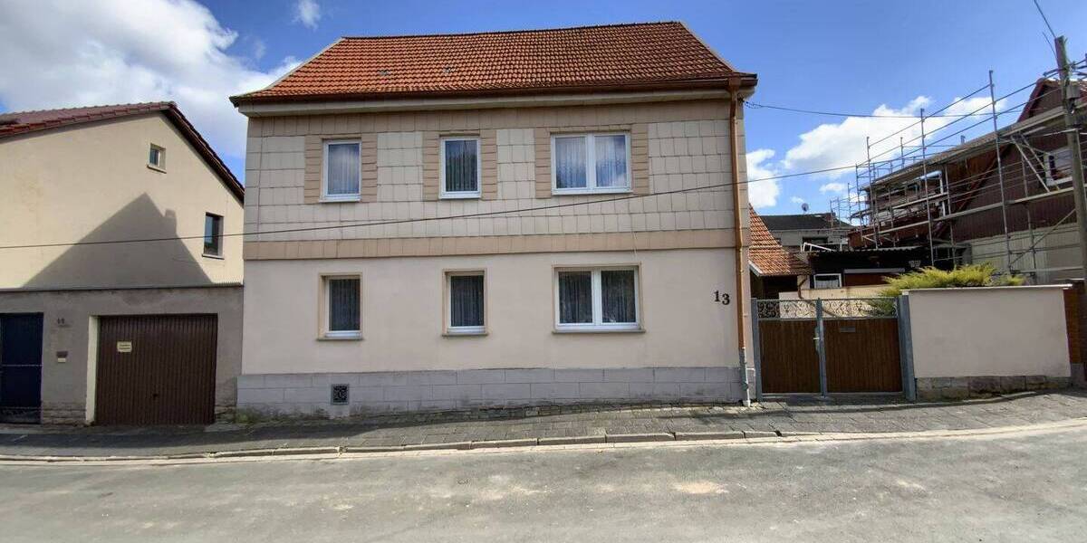 Einfamilienhaus Sondershausen - 7 Zimmer, 155 m&sup2;, 85.000&euro; | Angebot:26758812