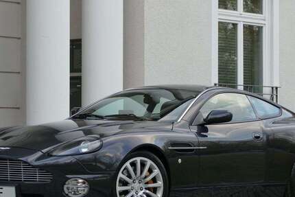 Aston Martin Vanquish 25.720 km 119.800 € Grünwald 82031