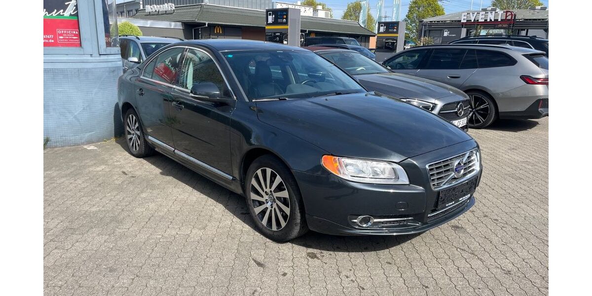 Volvo S80 89.500 km 10.800 &euro; Wesseling - Köln 50389