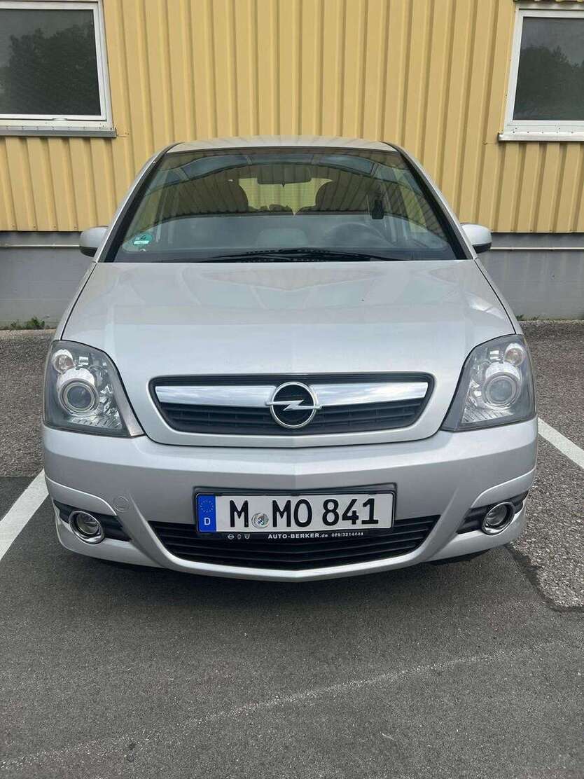 Opel Meriva 130.000 km 3.600 € Garching Hochbrück 85748