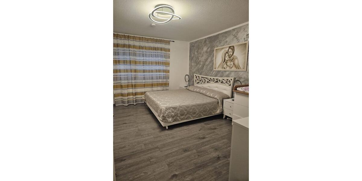 Erdgeschoßwohnung Wuppertal Arrenberg - 3 Zimmer, 84 m&sup2;, 210.000&euro; | Angebot:24841798