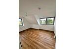 Dachgeschoßwohnung Trossingen - 2 Zimmer, 45 m&sup2;, 550&euro; | Angebot:26112358